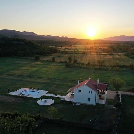 Holiday House Aurora Borealis Ervenik Εξωτερικό φωτογραφία