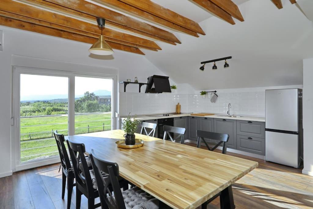 Holiday House Aurora Borealis Ervenik Εξωτερικό φωτογραφία